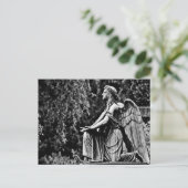 Zwarte en witte fotografie knielengel briefkaart (Staand voorkant)