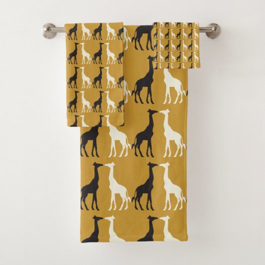 Zwarte en witte Giraffe Silhouettes op Gold Bad Handdoek (Insitu)
