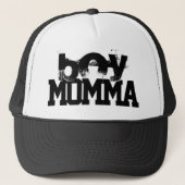 zwarte en witte grijze BOY MOMMA-letters | Trucker Pet (Voorkant)