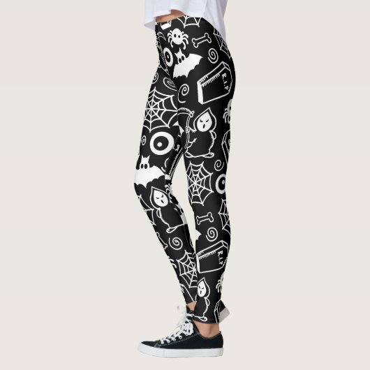 ZWARTE EN WITTE HALLOWEEN DOODLEN LEGGINGS (Links)