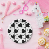 Zwarte en witte hartenstrepen papieren bordje (Feest)