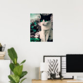 Zwarte en witte kat groene ogen zitten bij het zie poster (Thuiskantoor)