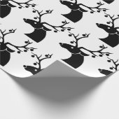 Zwarte en witte kerstrendiervis met Ornamenten Cadeaupapier (Hoek)