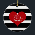 Zwarte en witte kerstversiering keramisch ornament<br><div class="desc">Show je liefde met dit prachtige zwart-wit gestreepte kerstornament. Dit sluit mooi aan bij ons vrijgezellenfeest collectie! Ga voor meer informatie naar tohttp://www.zazzle.com/collections/black_and_white_bridal_shower_invitations-119843443331350147</div>