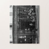 Zwarte en witte koffie in Montmartre, Parijs Legpuzzel (Verticaal)