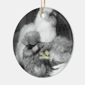 Zwarte en witte kuikens met gele kippen keramisch ornament (Links)