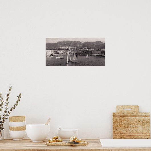 ZWARTE EN WITTE KYRENIE HARBOR 1950 UITZICHT POSTE POSTER (Keuken)