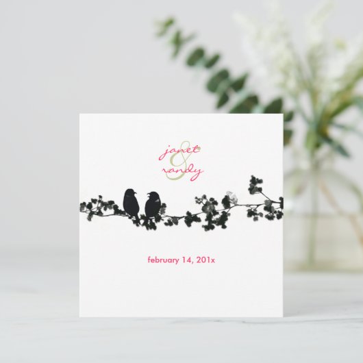 Zwarte en witte liefdesvogels kaart (Staand voorkant)
