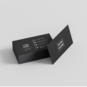 Zwarte en witte, minimalistische aangepaste Logo T Visitekaartje