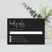 Zwarte en witte moderne RSVP-kaart Kaart (Staand voorkant)