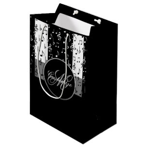Zwarte en witte muziekstrepen met monogram 4 medium cadeauzakje
