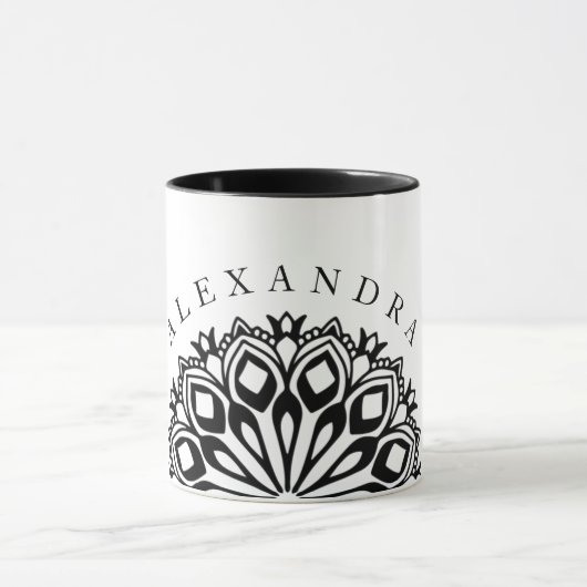 Zwarte en witte ornament mandala mok (Midden)