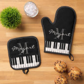Zwarte en witte pianosleutels, aangepast monogram ovenwant & pannenlap set (Top down)