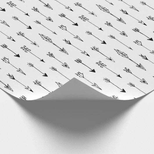 Zwarte en witte pijlen. Modern scandinavisch Cadeaupapier (Hoek)