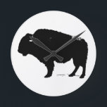 Zwarte en witte Pop Art Buffalo Bison Ronde Klok<br><div class="desc">Iconische Amerikaanse Geschiedenis Symbool Afbeeldingen - Zwart-wit Buffel - Bizon Silhouet Kunstwerk</div>