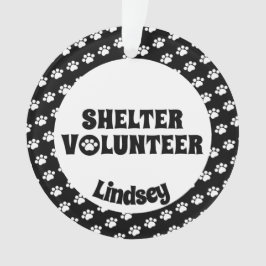Zwarte en Witte Shelter Volunteer Ornament
