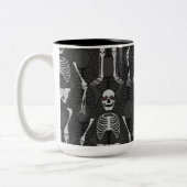 Zwarte en witte skeletten Halloween Mok (Links)