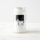 zwarte en witte sneeuwpop , gekleed voor kerstmis bierpul (Center)