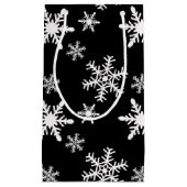 Zwarte en witte sneeuwvlokken klein cadeauzakje (Voorkant)