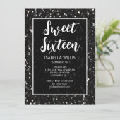 Zwarte en witte sparkles Sweet 16 elegant script Kaart (Staand voorkant)