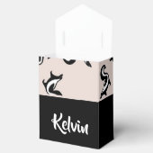 Zwarte en witte stinkdieren op roos roze bedankdoosjes (Geopend)