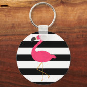 Zwarte en witte strepe roze flamingo sleutelhanger (Voorkant)