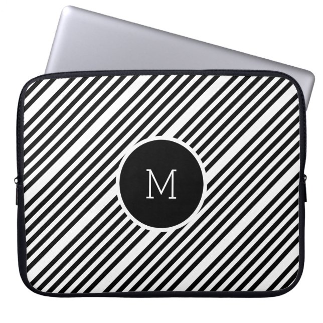 Zwarte en witte strepen met monogram laptop sleeve (Voorkant)
