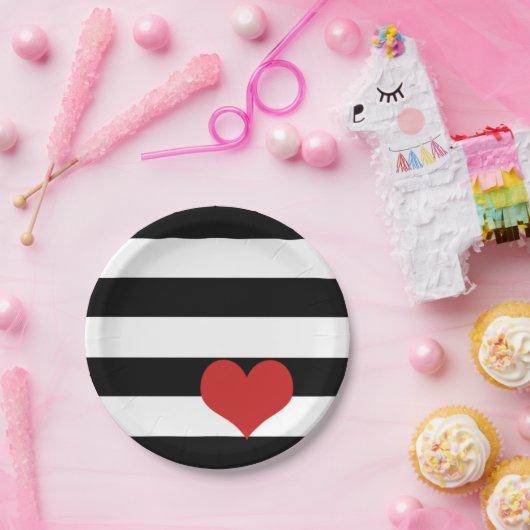 Zwarte en witte strepen met rood hart papieren bordje (Feest)