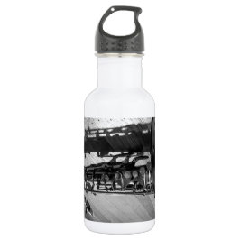 Zwarte en witte tenor saxophone waterfles 