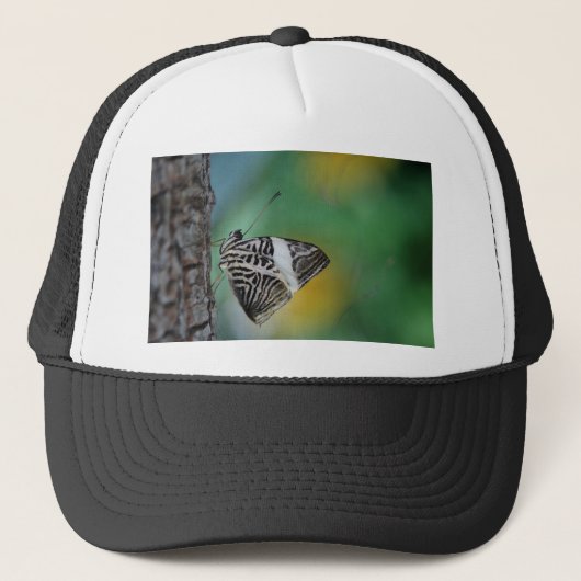 Zwarte en witte tijgervlinder trucker pet (Voorkant)