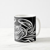 Zwarte en witte tribale krab koffiemok (Voorkant rechts)