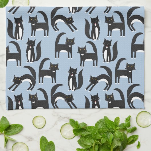 Zwarte en witte Tuxedo Cat Theedoek (Gevouwen)