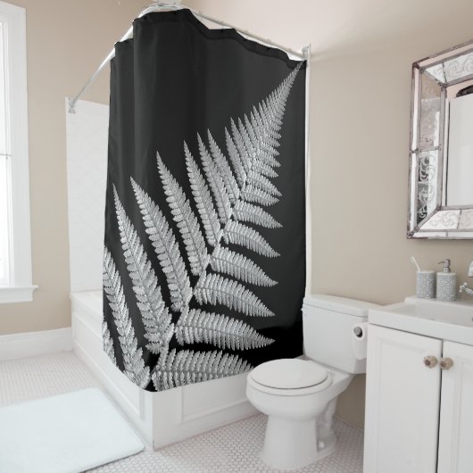 Zwarte en witte varen douchegordijn (In situ)