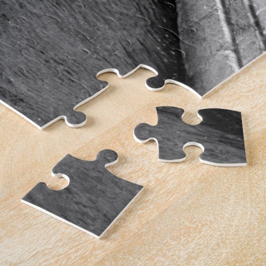 Zwarte en witte Venetië-brug tussen Sighs en gonde Legpuzzel (Zijkant)