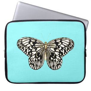 Zwarte en witte vlinder, achtergrond turkooizen laptop sleeve