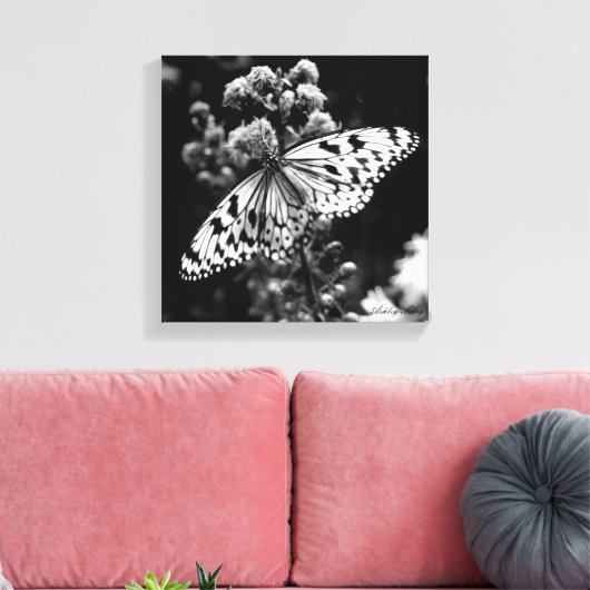Zwarte en witte vlinder canvas afdruk (Insitu (Woonkamer))