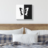 Zwarte en witte vlinder canvas afdruk (Insitu (Slaapkamer))