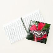 Zwarte en witte vlinder op Hibiscus Notitieboek (Binnen)