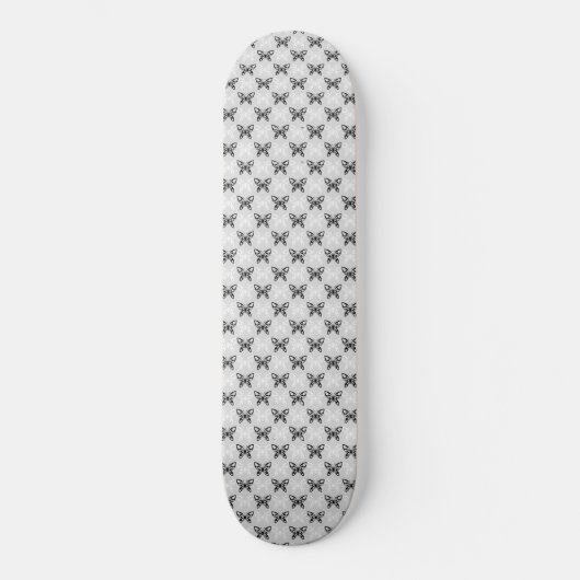 Zwarte en witte vlinder persoonlijk skateboard (Voorkant)