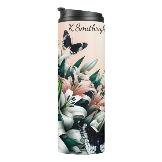Zwarte en witte vlinders op witte lelies thermosbeker (Geroteerd rechts)
