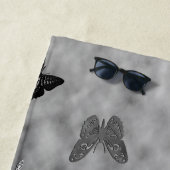 Zwarte en witte vlinders strandlaken (In situ)