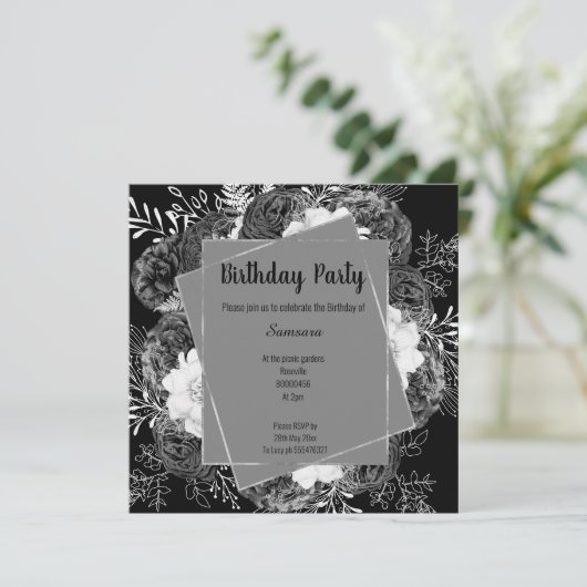 ZWARTE EN WITTE VLOEISTOFFEN VAN LIJST BIRTHDAAGSE KAART (Staand voorkant)