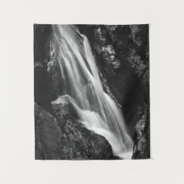 Zwarte en witte waterval in Hell Gorge, Slovenië Wandkleed