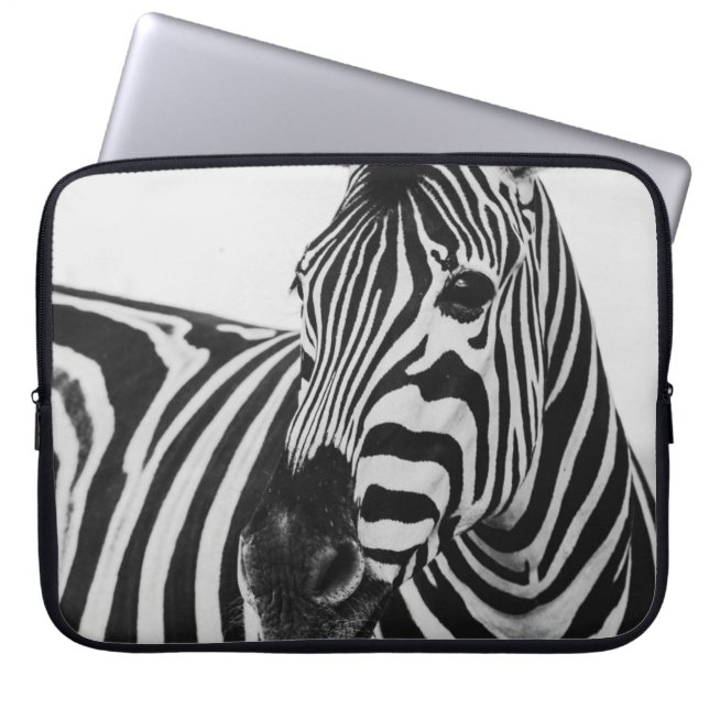 ZWARTE EN WITTE ZEBRA LAPTOP SLEEVE (Voorkant)