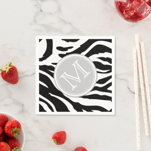 Zwarte en witte zebrastrepen met monogram servetten (Insitu)