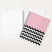 Zwarte en witte zigzag Patroon, Chevron, Roze Planner (Display)