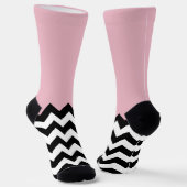 Zwarte en witte zigzag Patroon, Chevron, Roze Sokken (Gebogen)