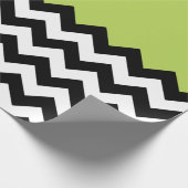 Zwarte en witte zigzag Pattern, Chevron, Green Cadeaupapier (Hoek)
