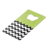 Zwarte en witte zigzag Pattern, Chevron, Green Creditkaart Flessenopener (Voorkant Gekanteld)