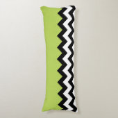 Zwarte en witte zigzag Pattern, Chevron, Green Lichaamskussen (Voorkant Verticaal)
